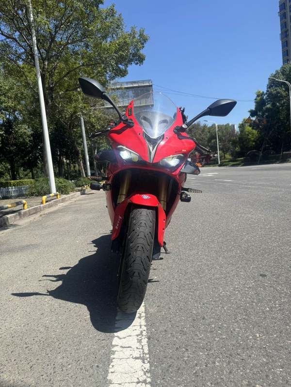 QJMOTOR 赛600
