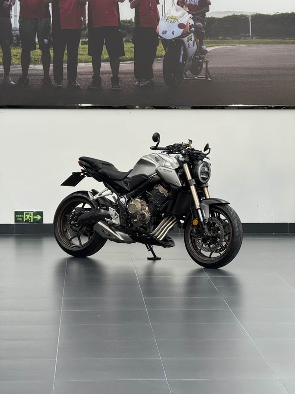 本田DREAMWING CB650R 