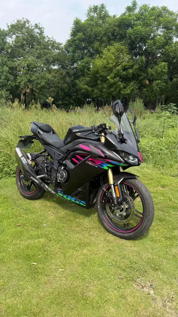 无极 250RR