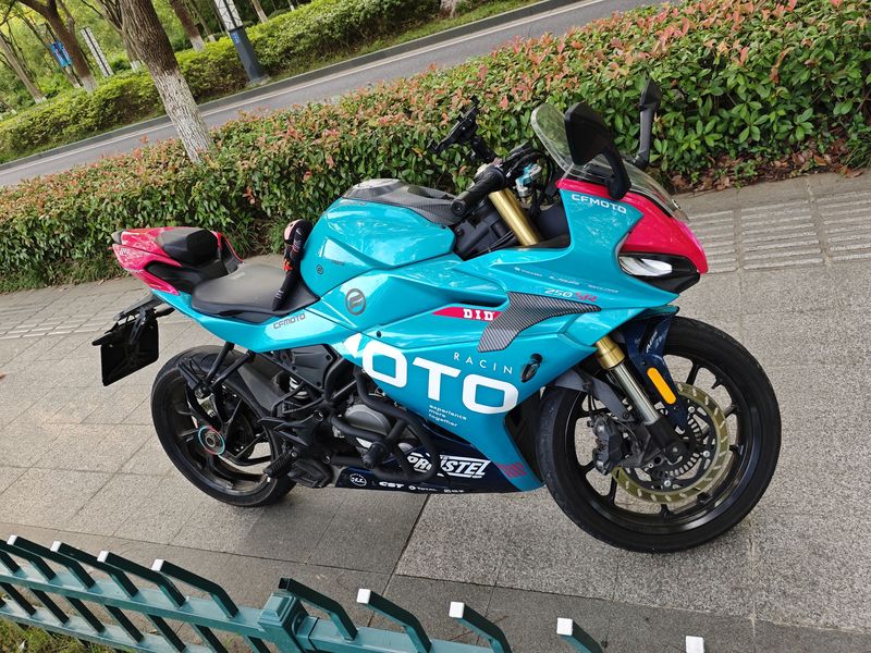春风 250SR