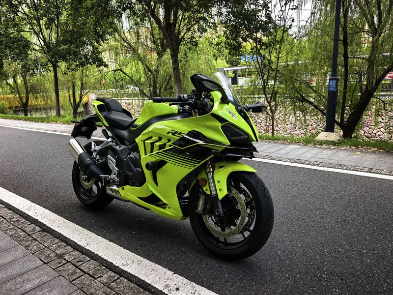 QJMOTOR 赛600