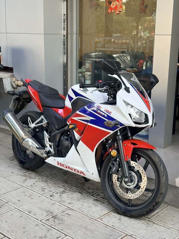 本田DREAMWING CBR300R