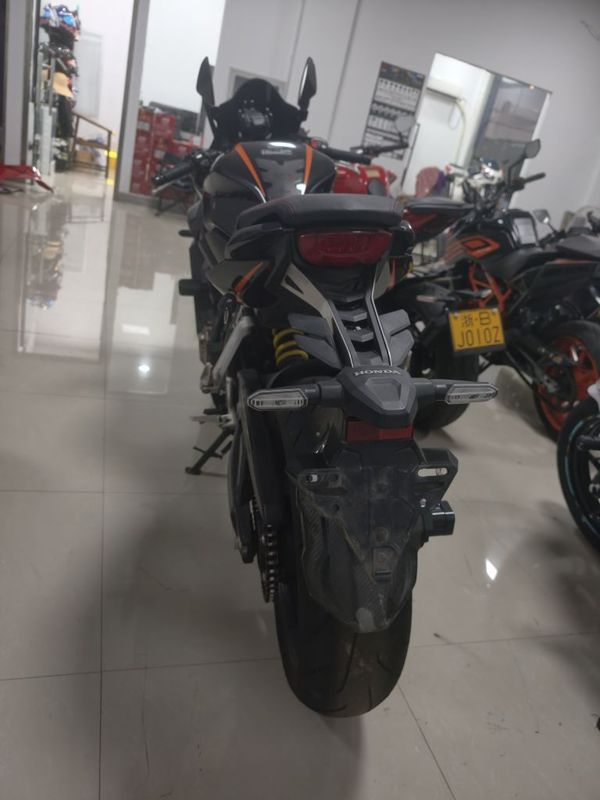 本田DREAMWING CBR650R