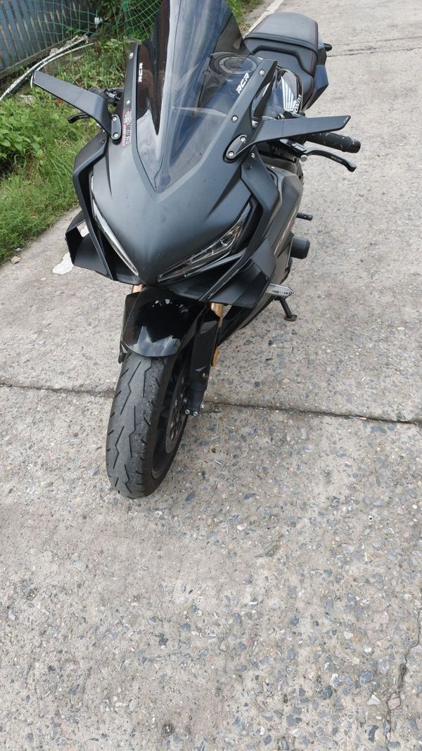 本田DREAMWING CBR650R