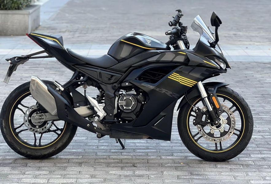 无极 250RR