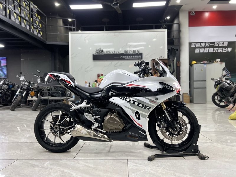 QJMOTOR 赛450