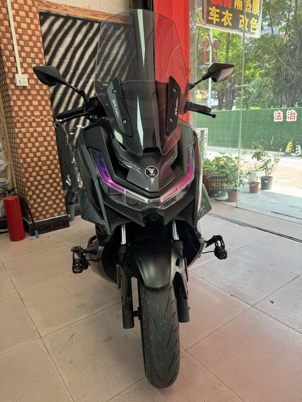 无极 SR250GT