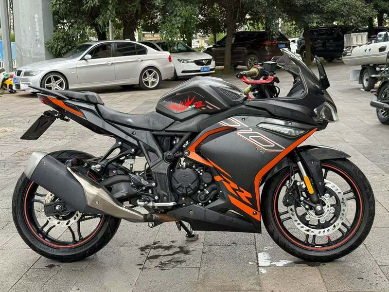 无极 300RR