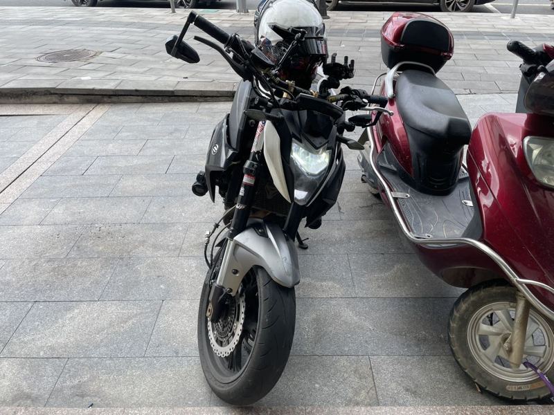 春风 650NK