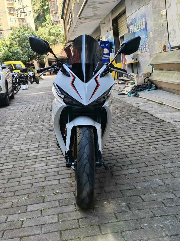 凯越 250RR 刺鸟