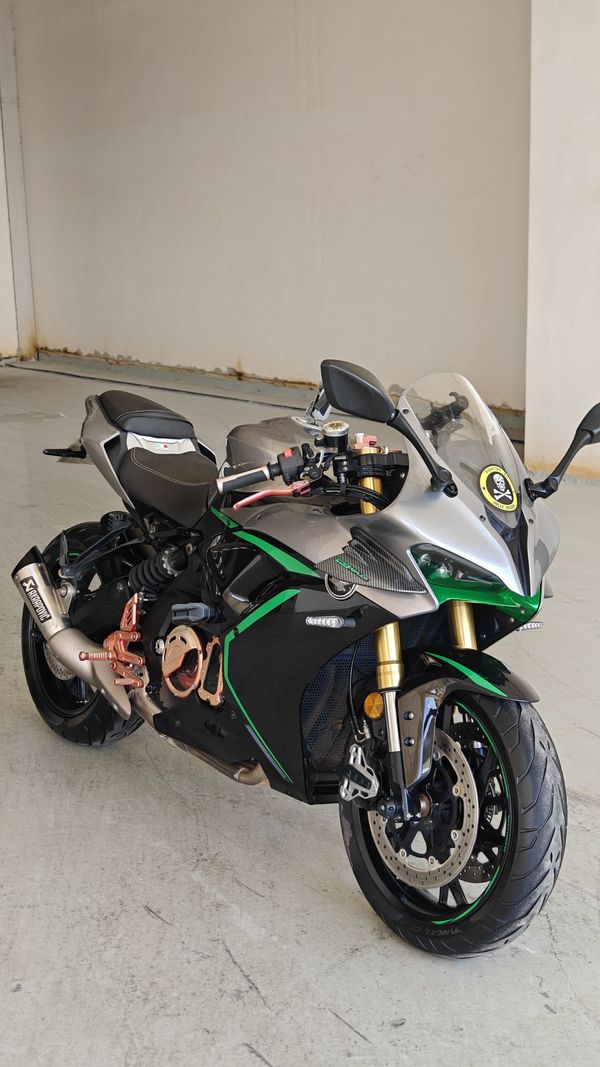 QJMOTOR 赛600