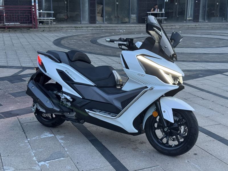 三阳 巡弋 Cruisym400