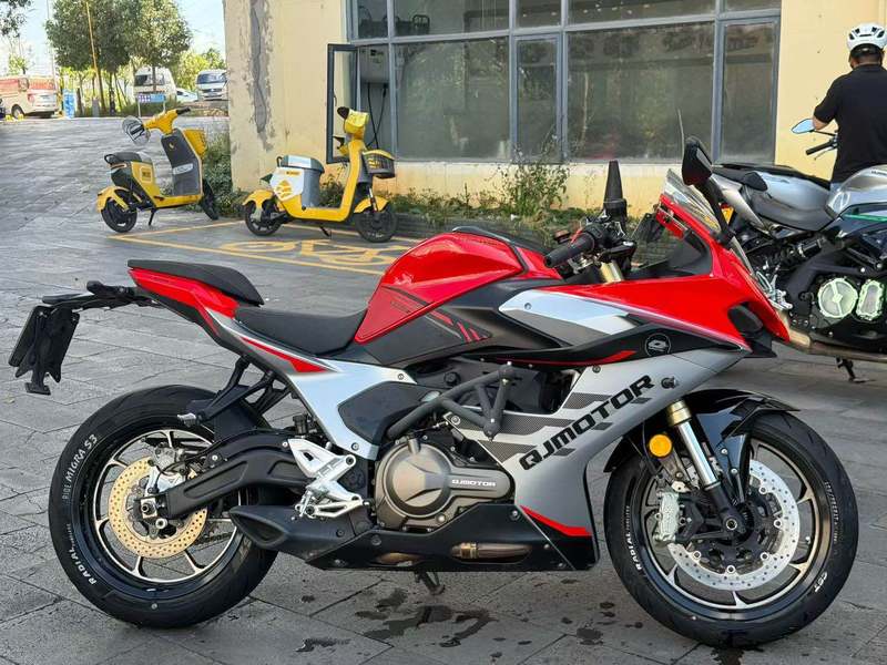 QJMOTOR 赛550
