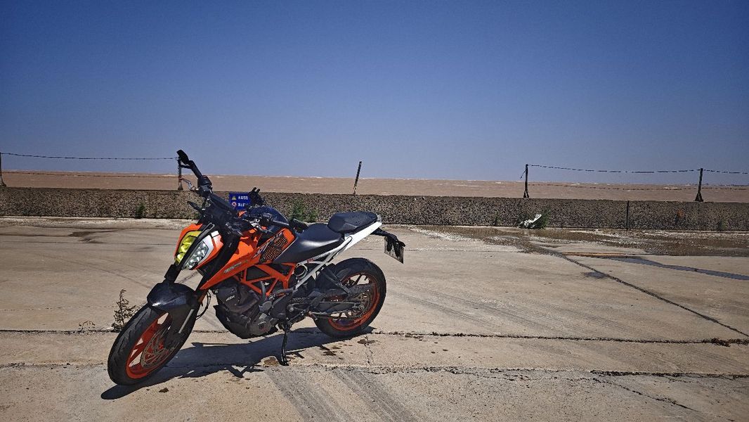 KTMR2R 390 Duke