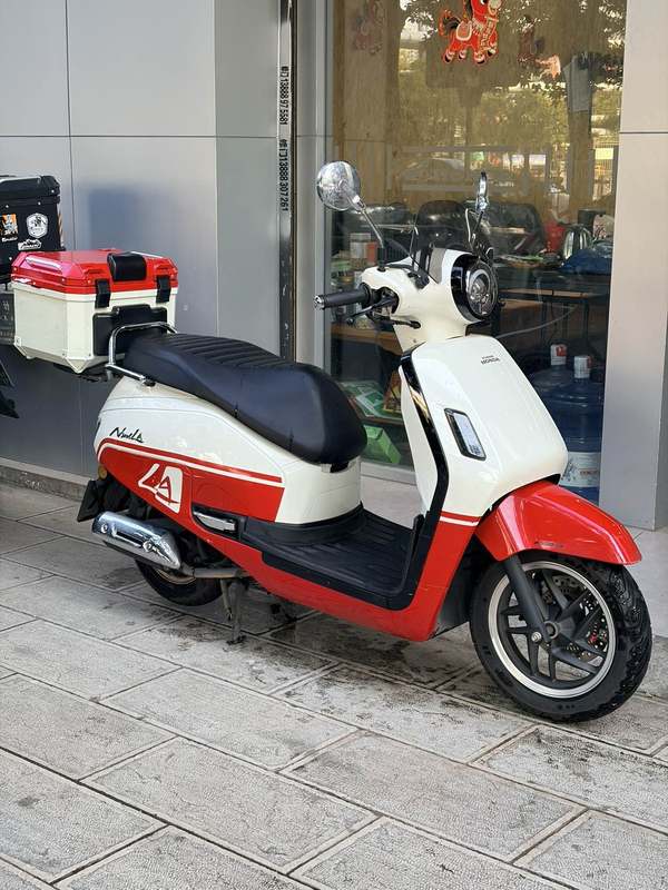 新大洲本田 NS125LA