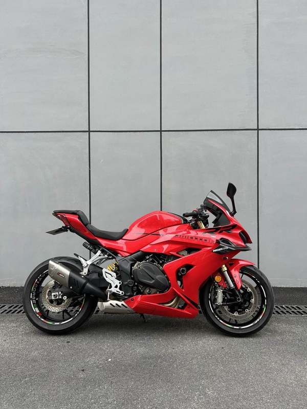 QJMOTOR 赛600