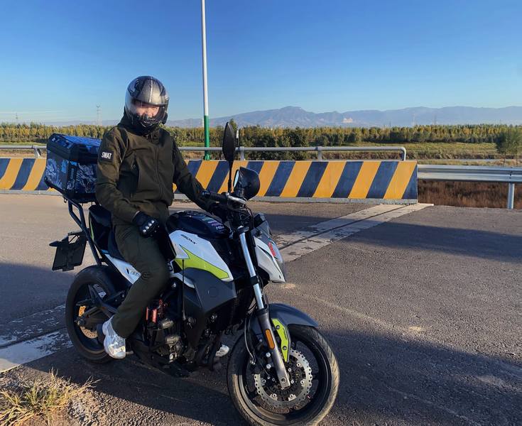 春风 650NK