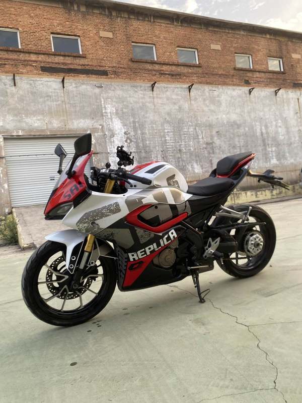 QJMOTOR 赛250