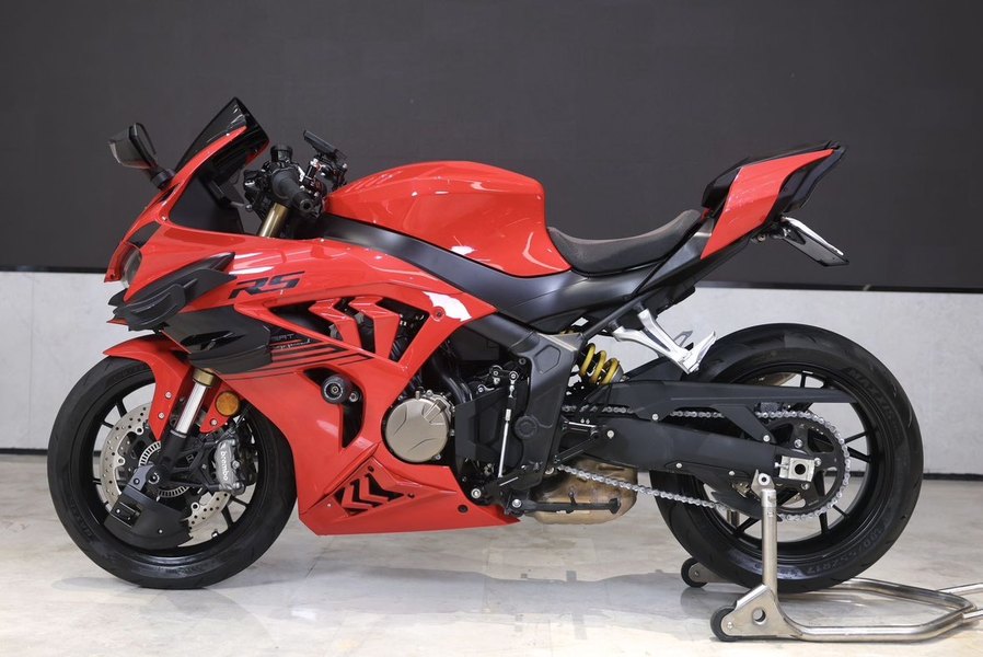 QJMOTOR 赛600