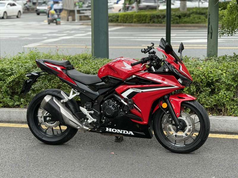 本田WING CBR400R