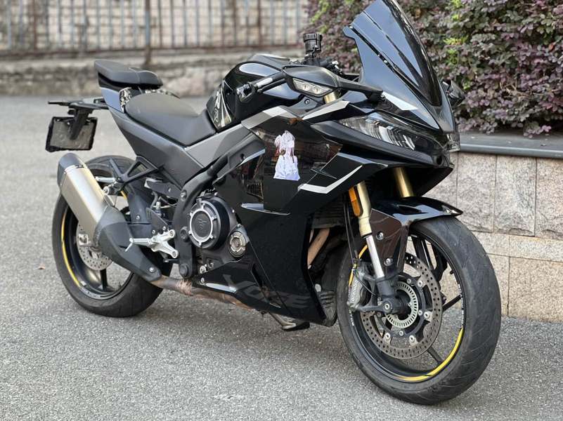 无极 RR525