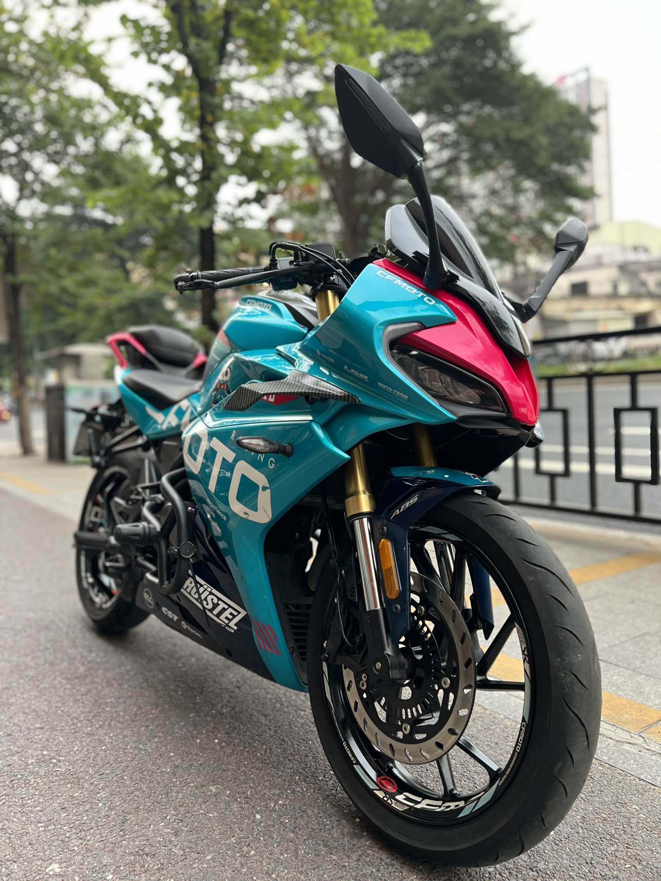 春风 250SR