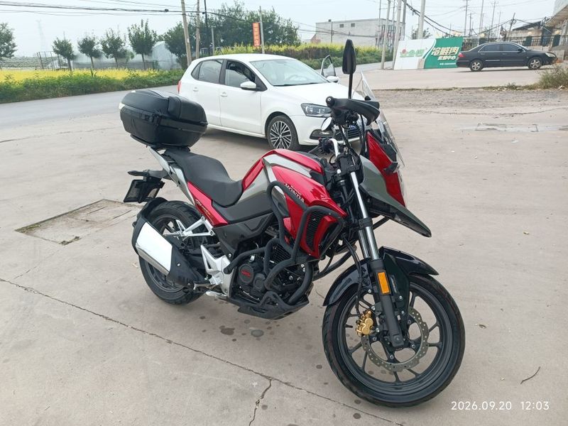 五羊本田 猛鸷 CB190X