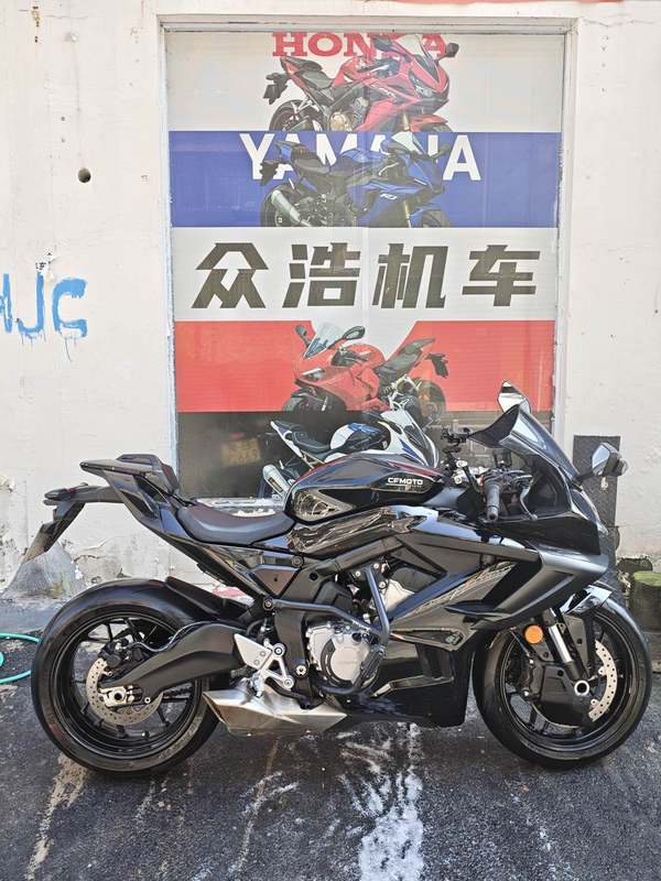 春风 675SR