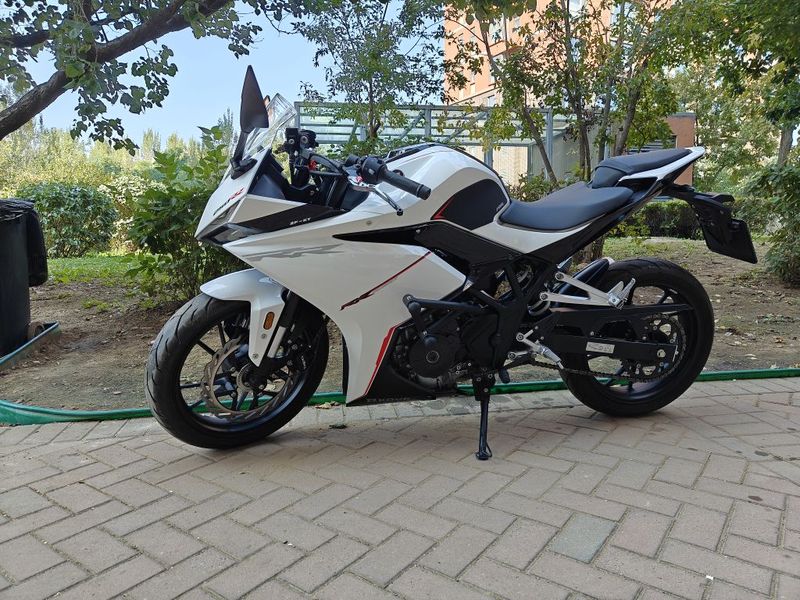凯越 250RR 刺鸟