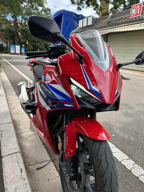 本田WING CBR400R
