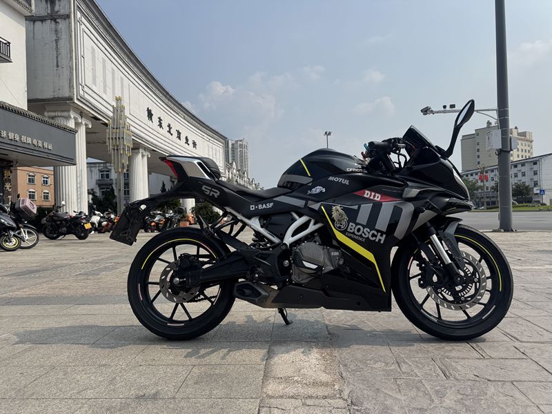 春风 250SR