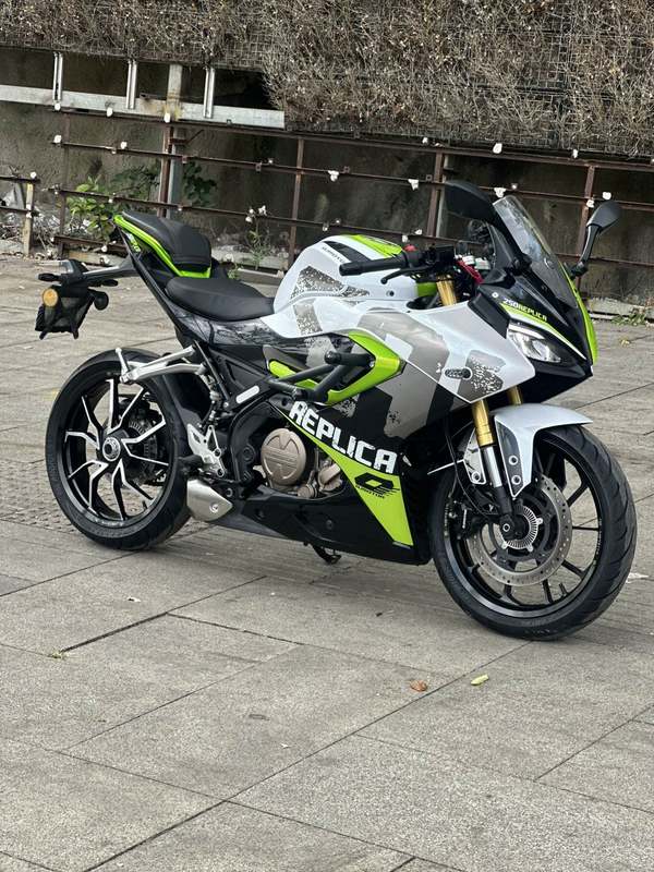 QJMOTOR 赛250
