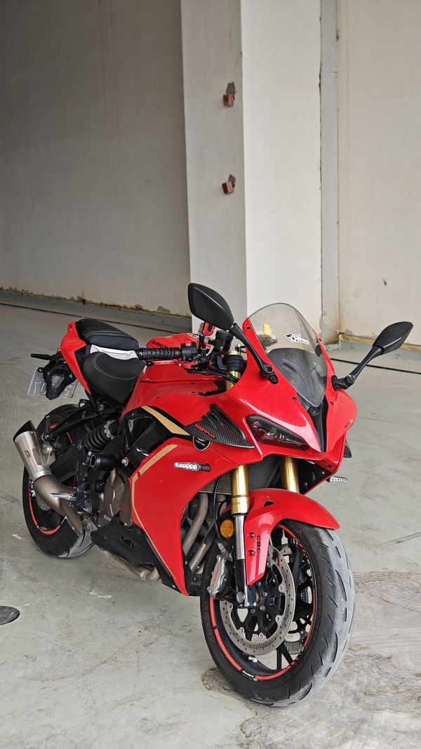 QJMOTOR 赛600