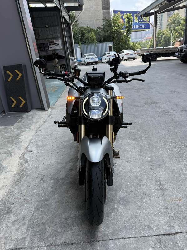 QJMOTOR 追600