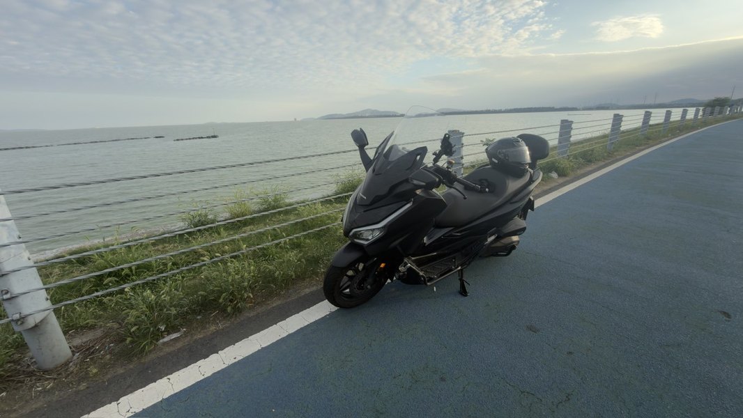 本田WING NSS350