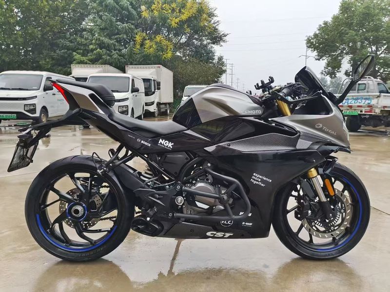春风 250SR