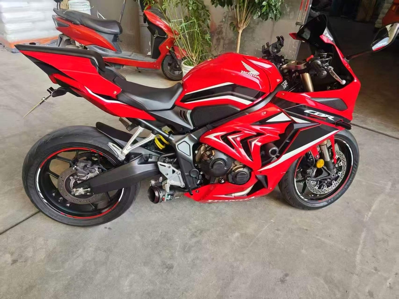 本田DREAMWING CBR650R