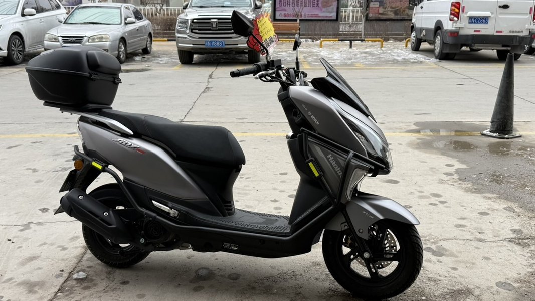 豪爵 ADX125