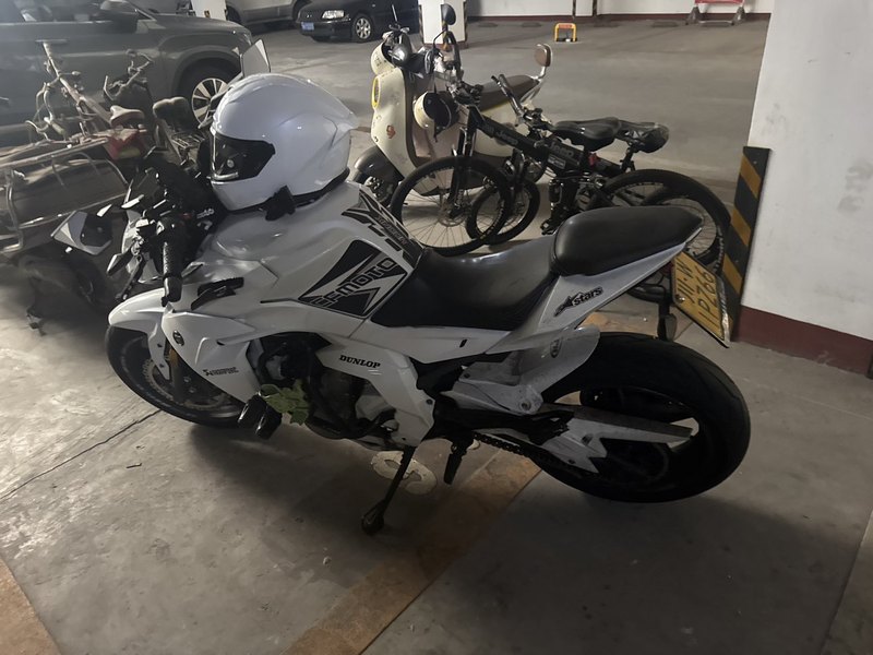 春风 650NK