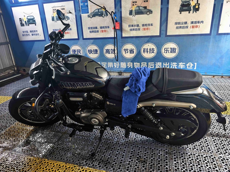 QJMOTOR 闪350