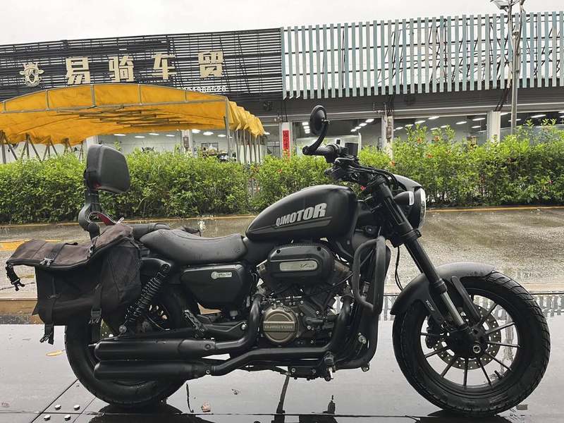 QJMOTOR 闪250