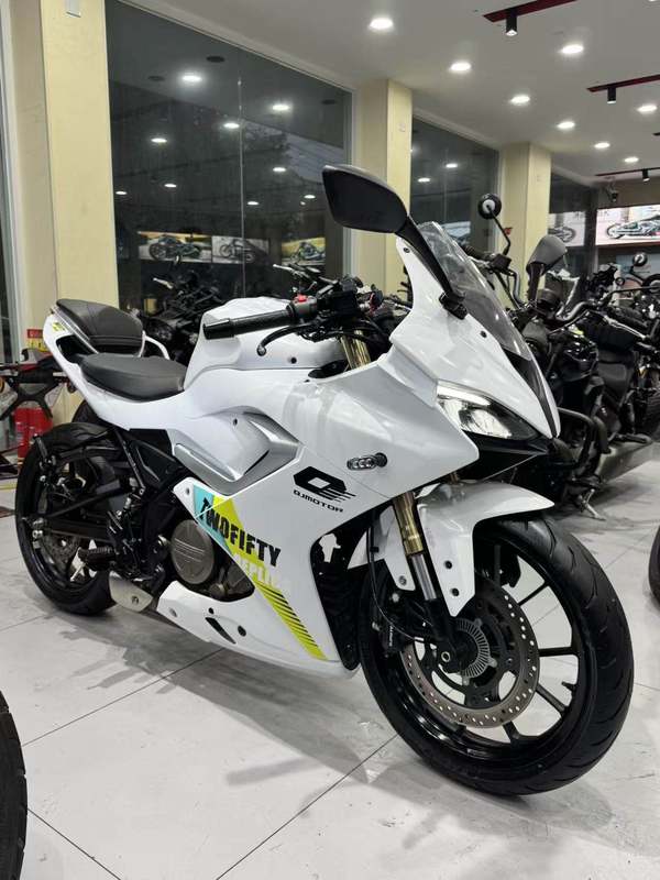 QJMOTOR 赛250
