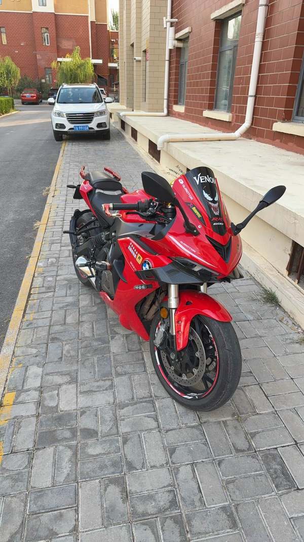 QJMOTOR 赛600