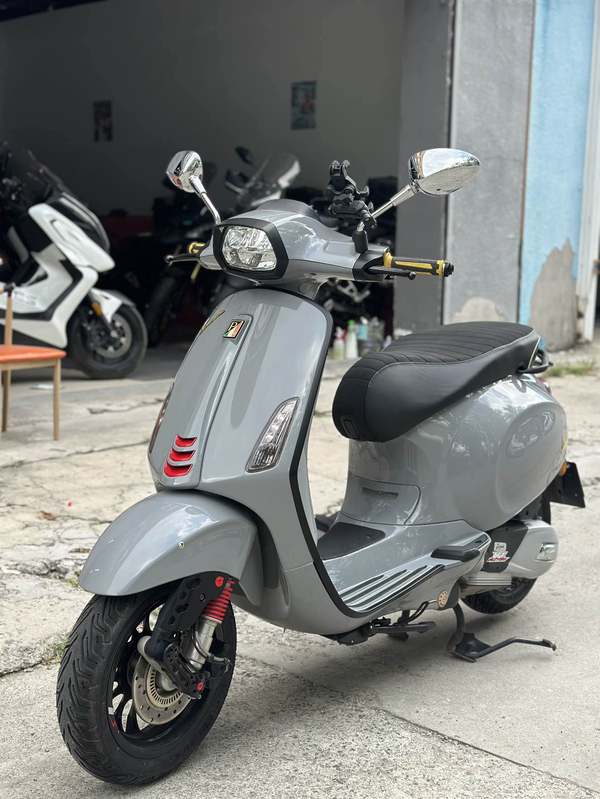 VESPA Sprint 150