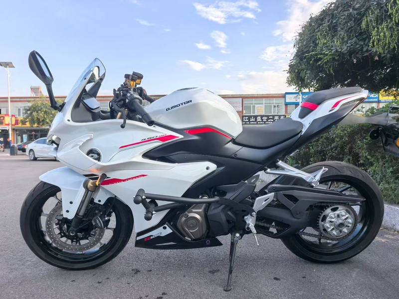 QJMOTOR 赛450