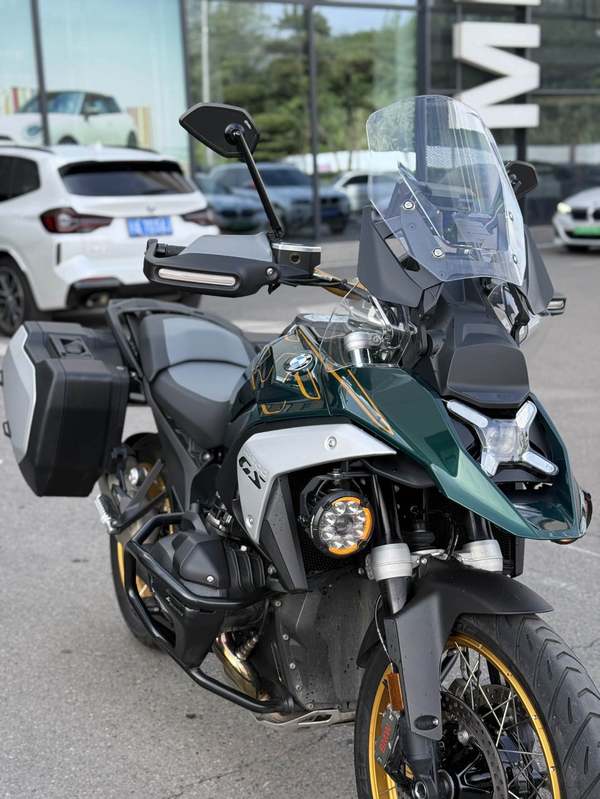 宝马 R 1300 GS