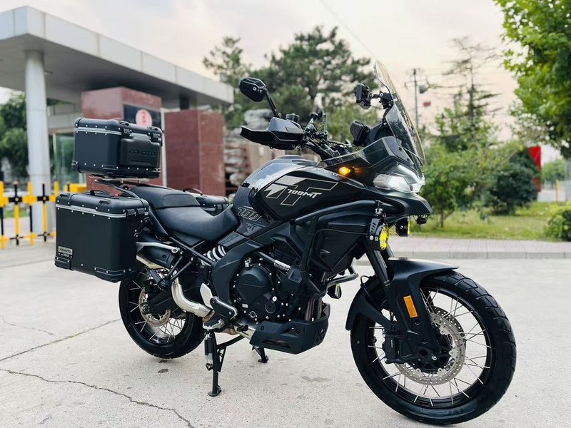 春风 700MT