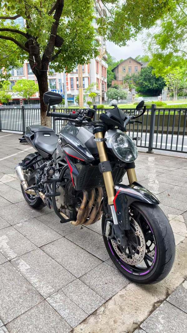 QJMOTOR 追600