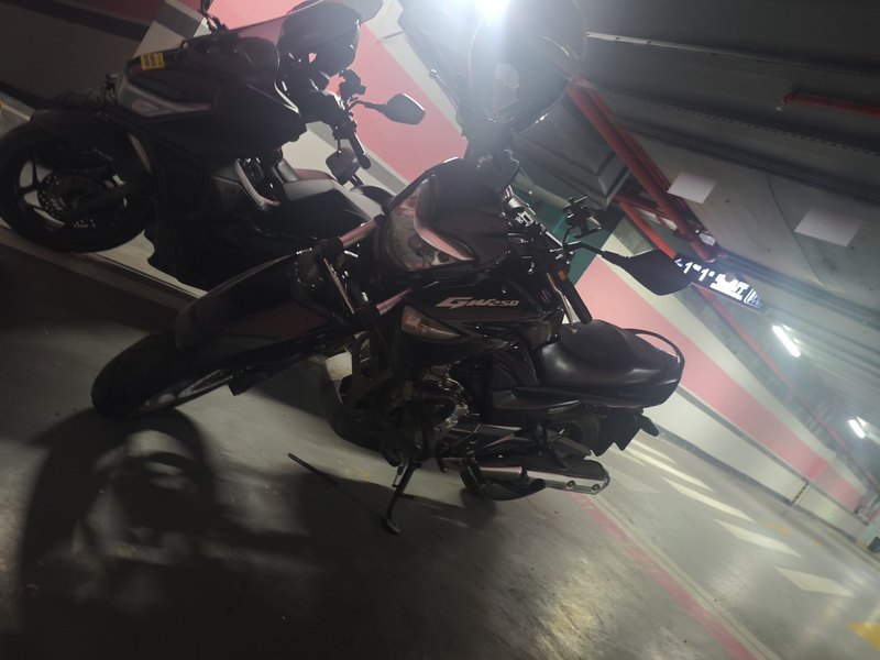 豪爵铃木 骊驰 GW250