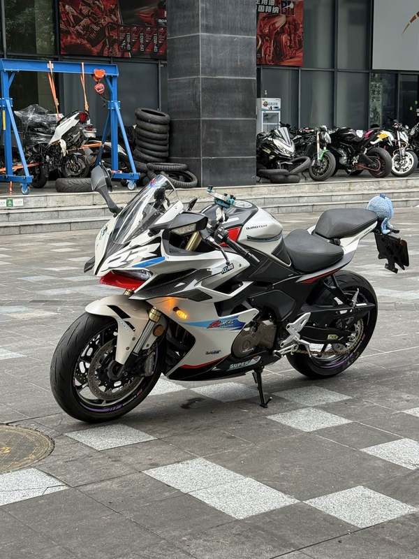 QJMOTOR 赛550